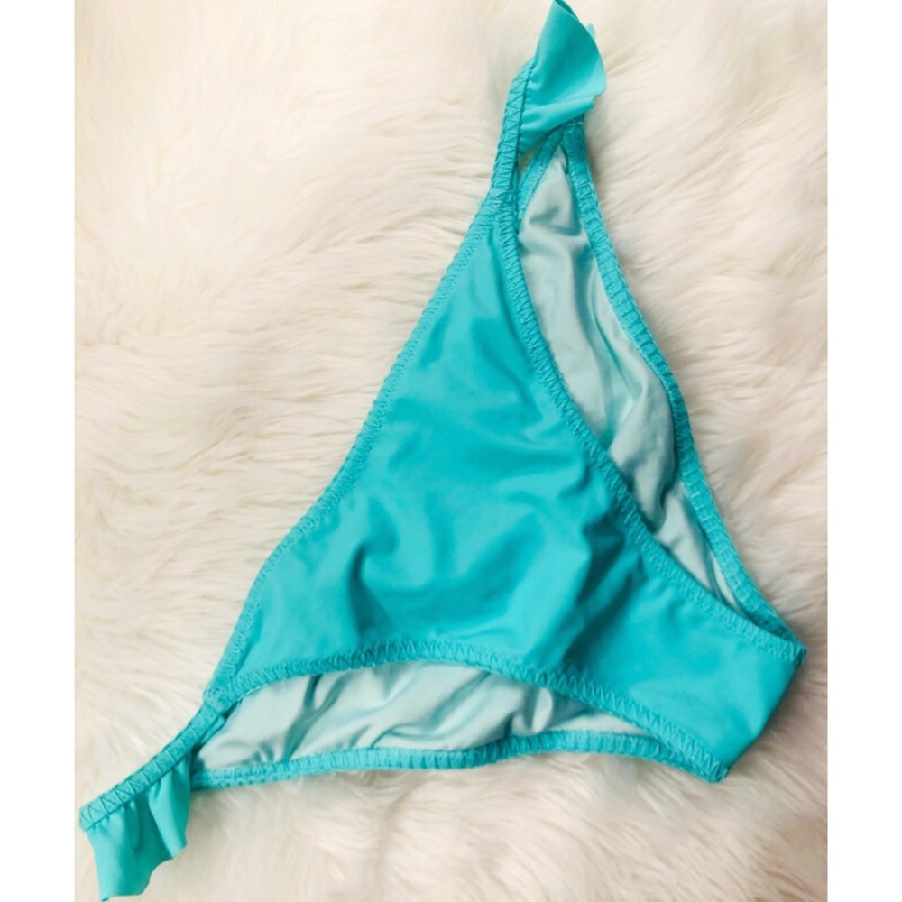Victoria’s Secret Aqua Bikini High Cut Bottoms✨